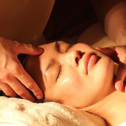 Massaggio-viso2.jpg
